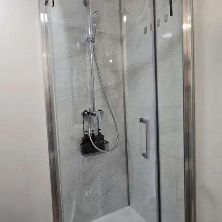 Thewatchtower Dragon Ferry A Proximite * كاليه