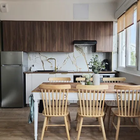 Thewatchtower Dragon Ferry A Proximite *